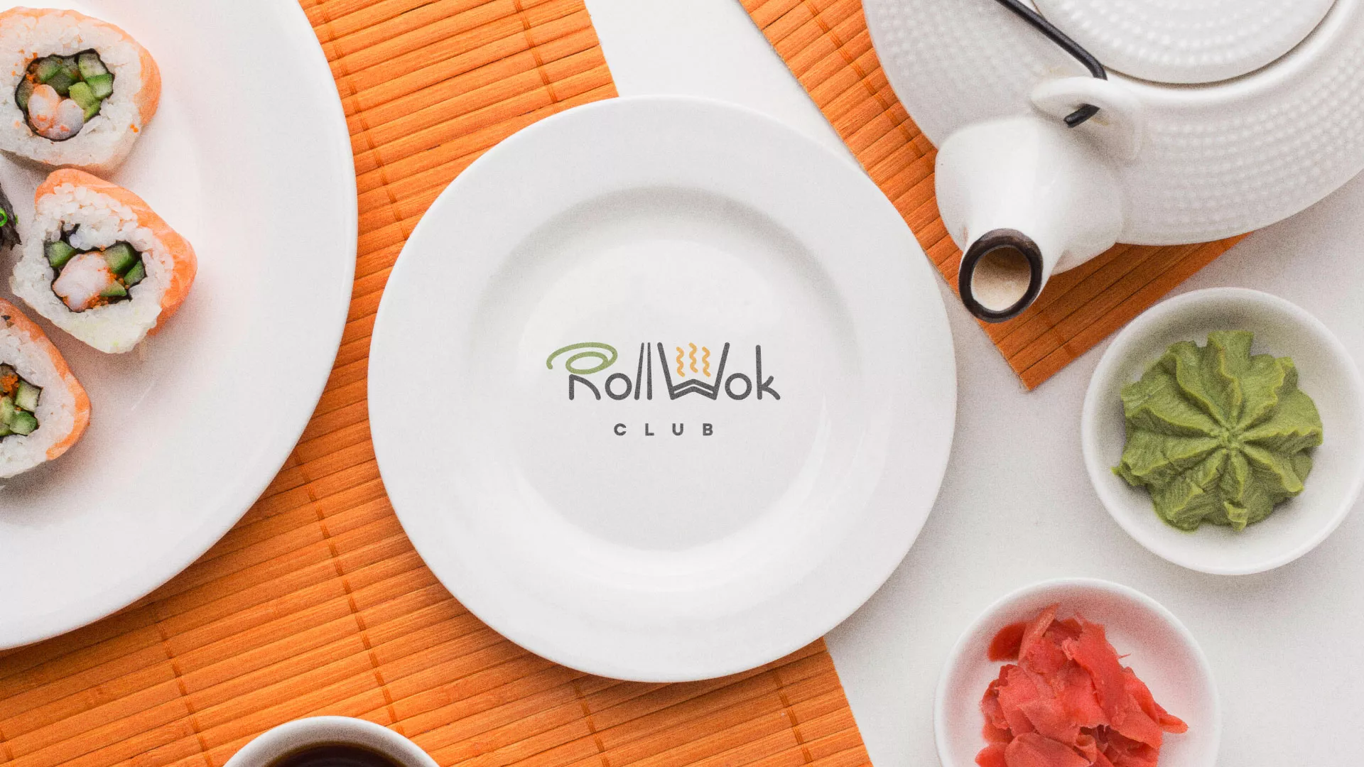 Разработка логотипа и фирменного стиля в Горнозаводске для суши-бара «Roll Wok Club» Разработка логотипа и фирменного стиля в Горнозаводске для суши-бара «Roll Wok Club»